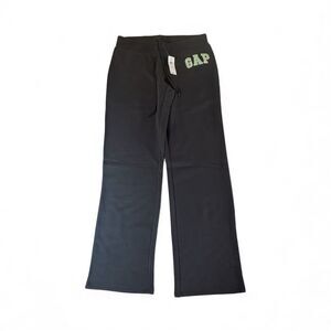 NWT GAP Women’s Y2K Flare Leg Sweatpants Carbon Black Logo Size Medium 2013